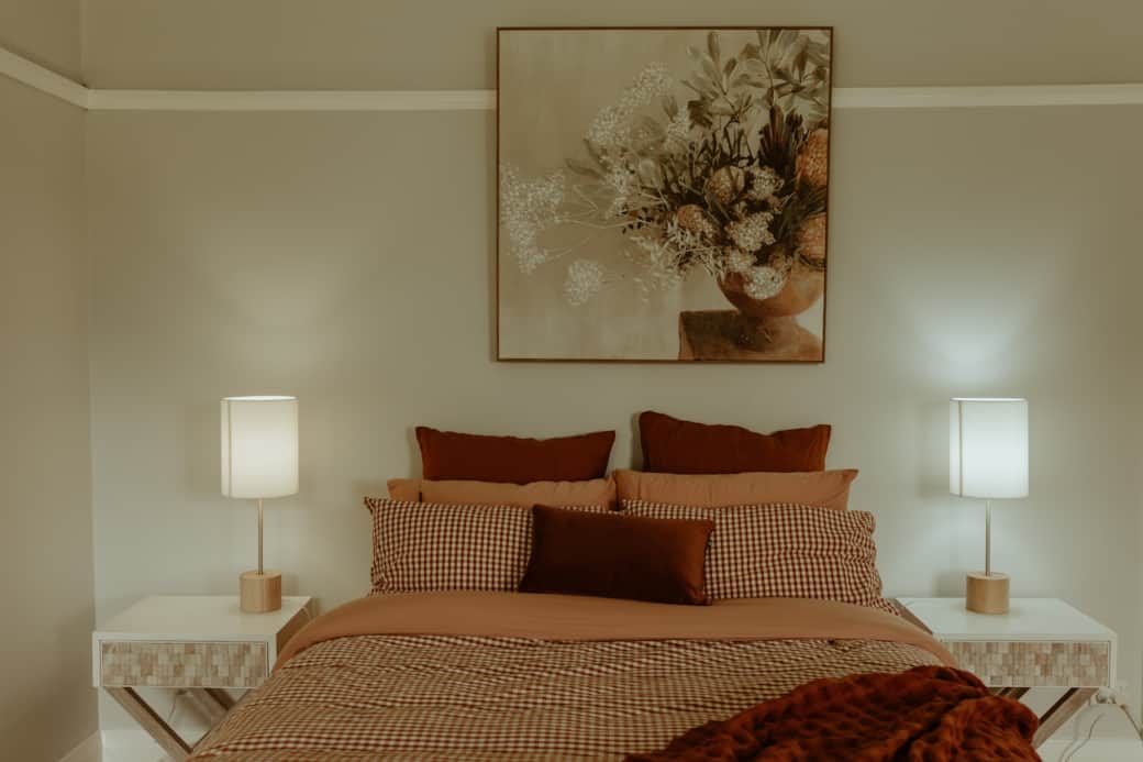 Queen Bedroom 4