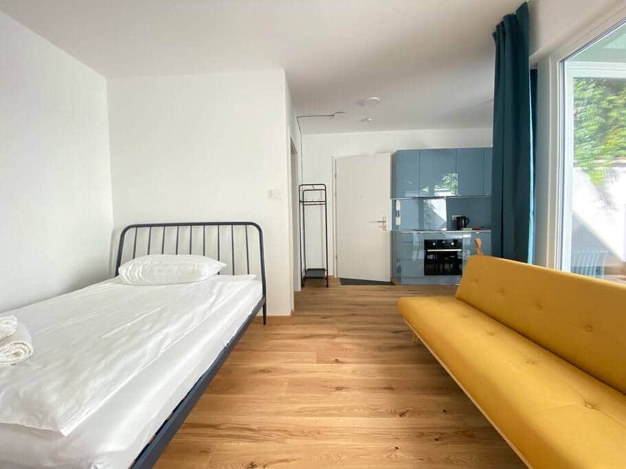 F815ca20 cba8 40de 8783 141af64ef484