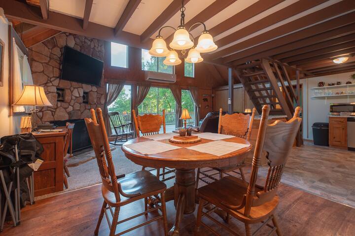 Unforgettable meals next to mountain views.