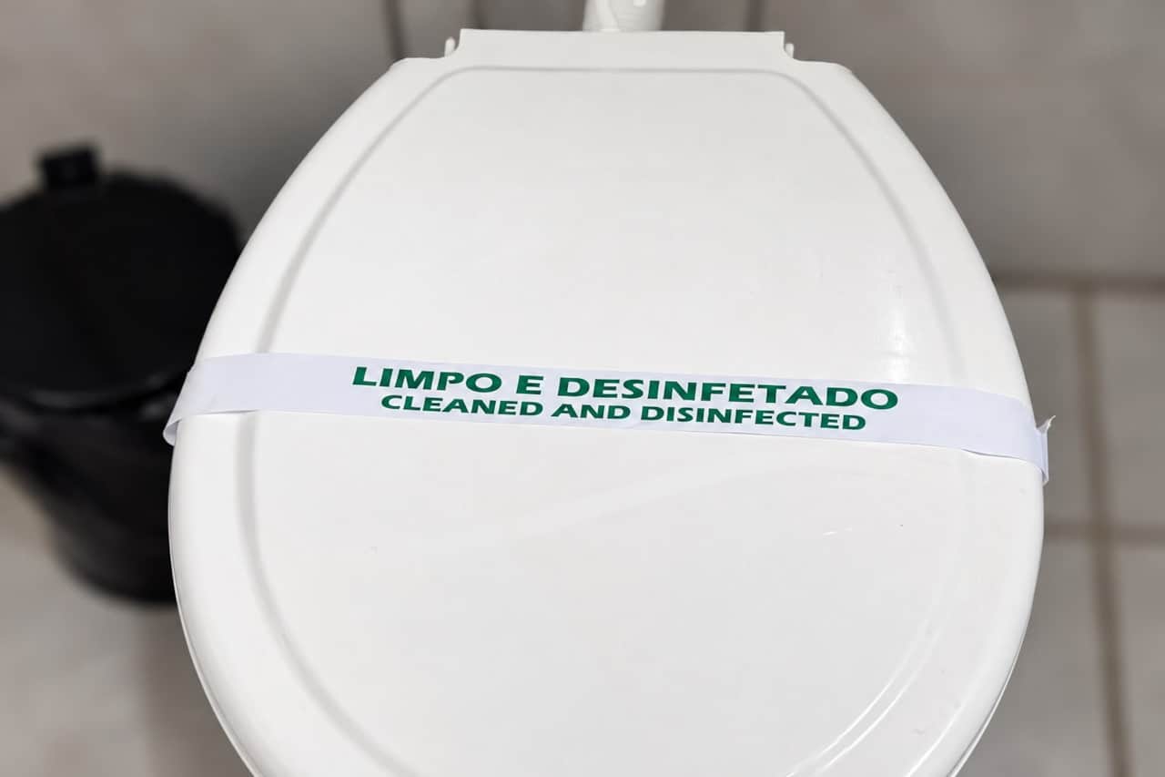 Higienezacao dos Banheiros 