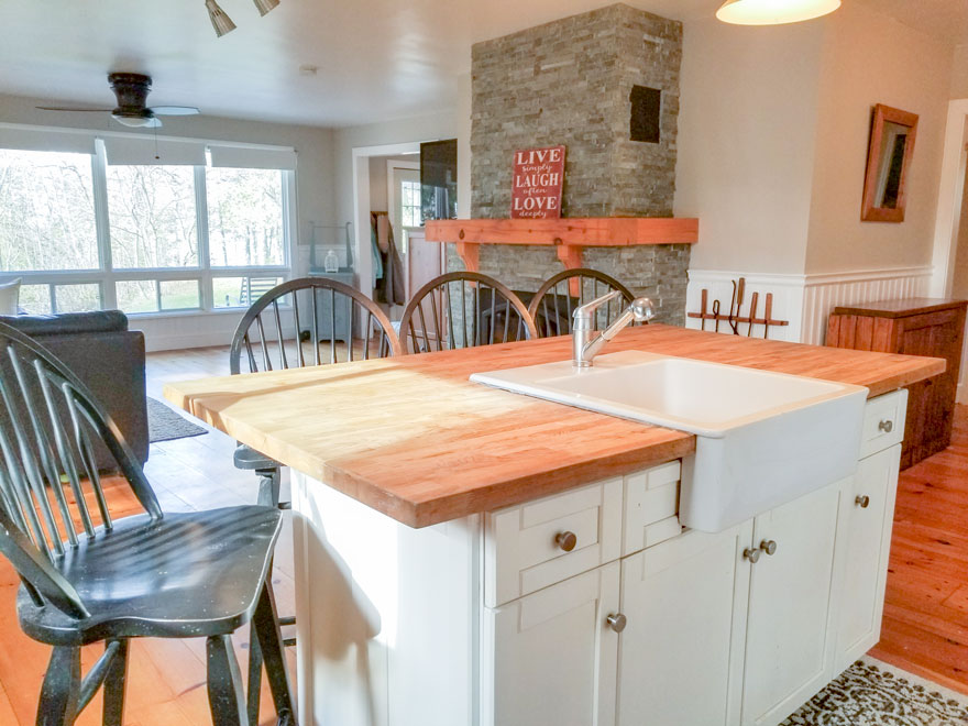 Parsons Paradise Lakefront Family Cottage Holiday House In