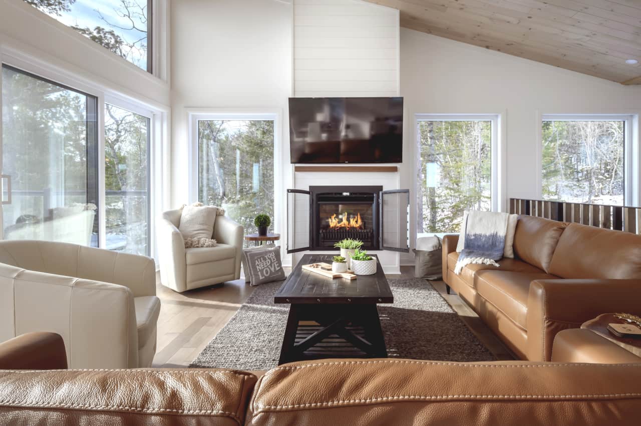 Living room with fireplace