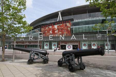 Arsenal Emirates stadium is less than 1 min walk away from the apartment.