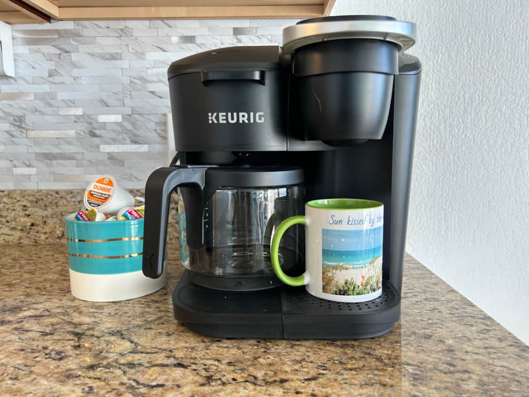 Enjoy free coffee Enjoy free coffee