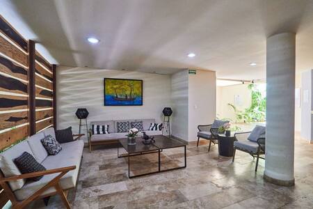 Zen Oasis Swim Up Condo Pool W Tiki Hut Bar + Gym photo 16