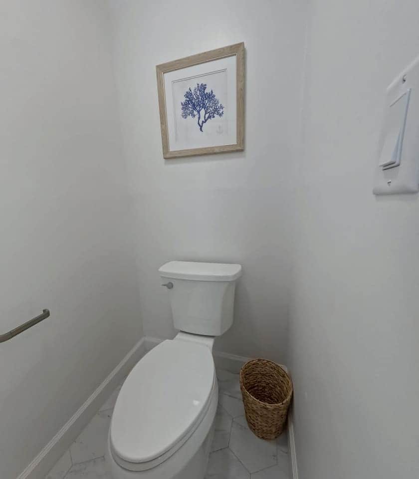 Toilet 1