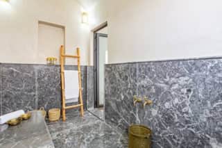 villa Zina, Élégance et luxe,piscine & jacuzzi — photo 32