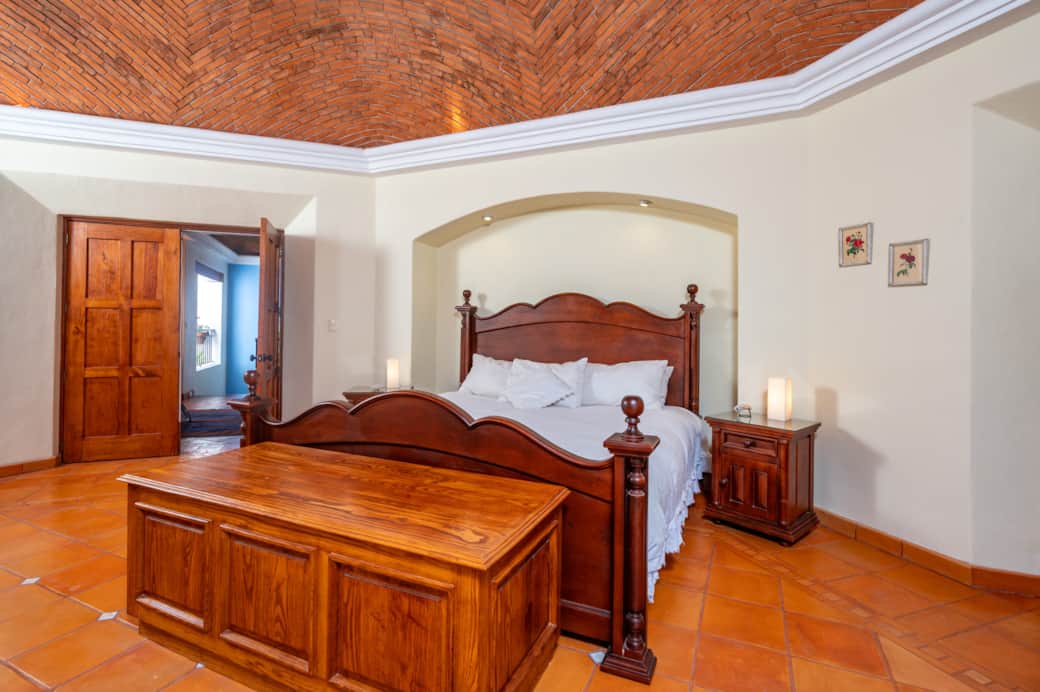el Cielo Bedroom