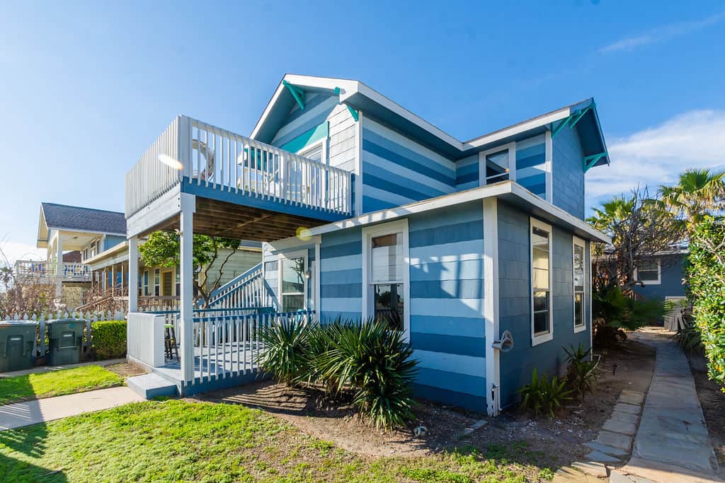 Seaside Villas consists of all 3 units! Seaside Villas consists of all 3 units!