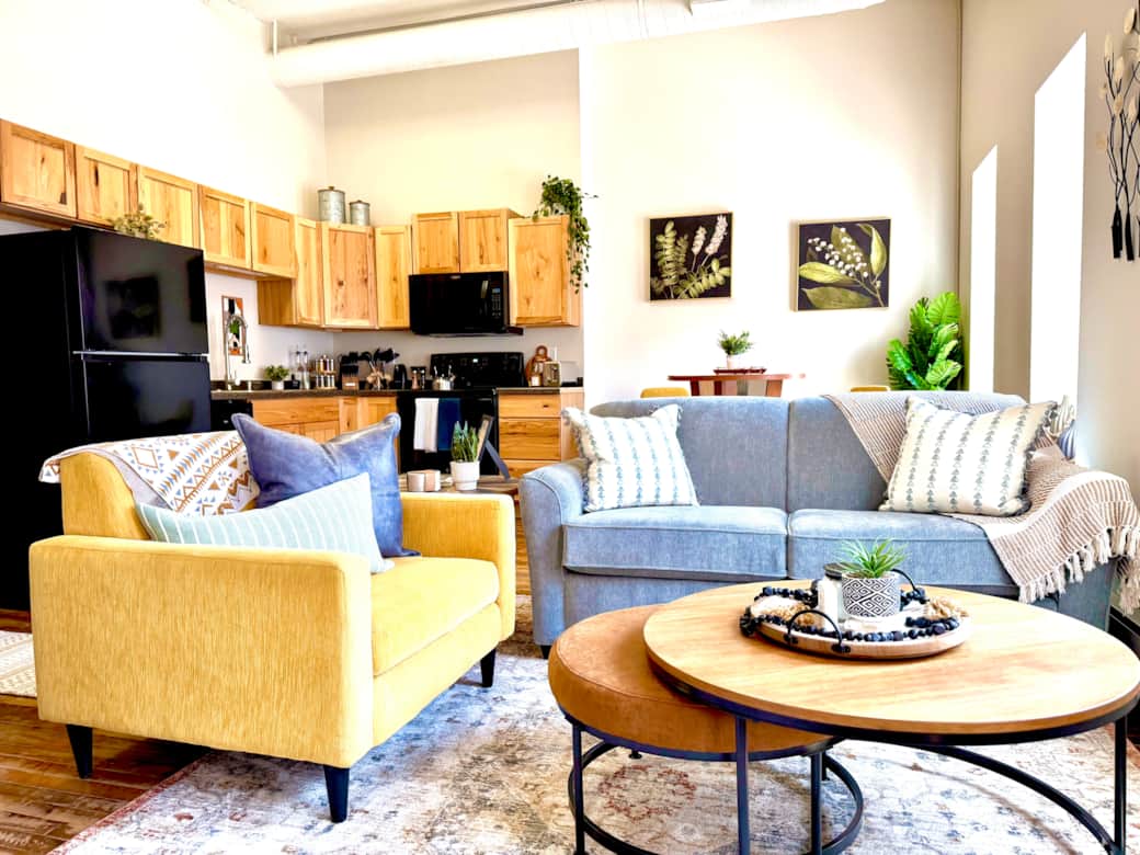 Lake Ave Lofts- Cascade LR