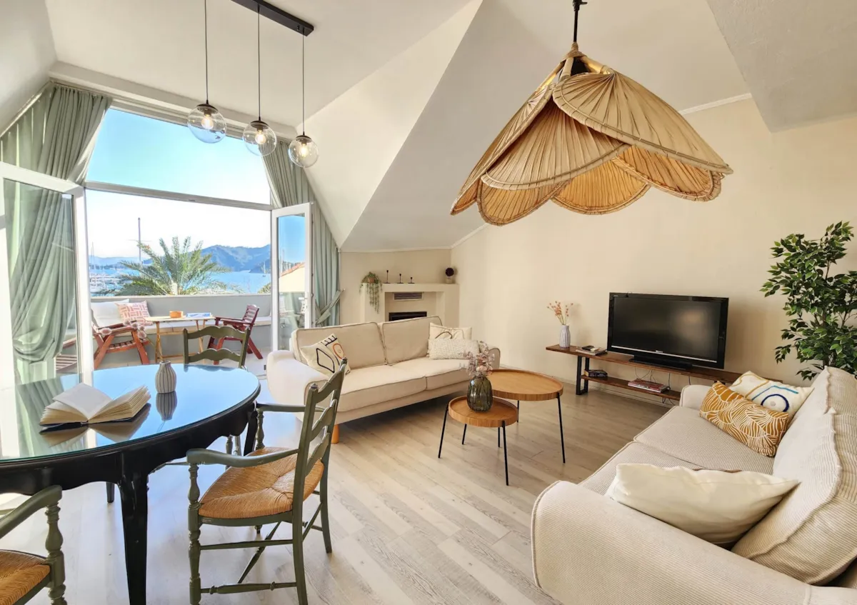Living room view of Guney 6 suites by Villa Safiya Holiday Rentals2