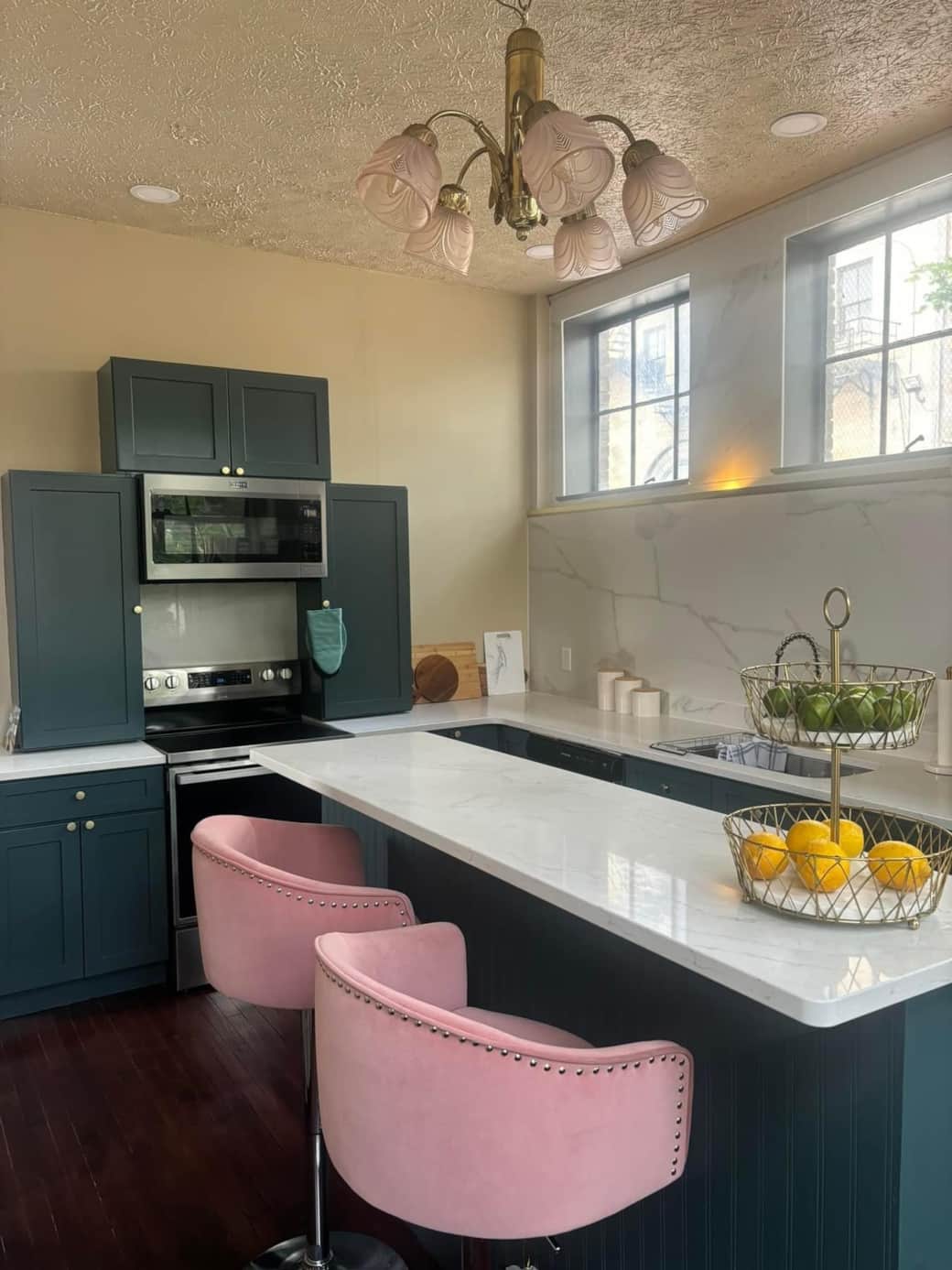 The Downtown Getaway - Kitchen