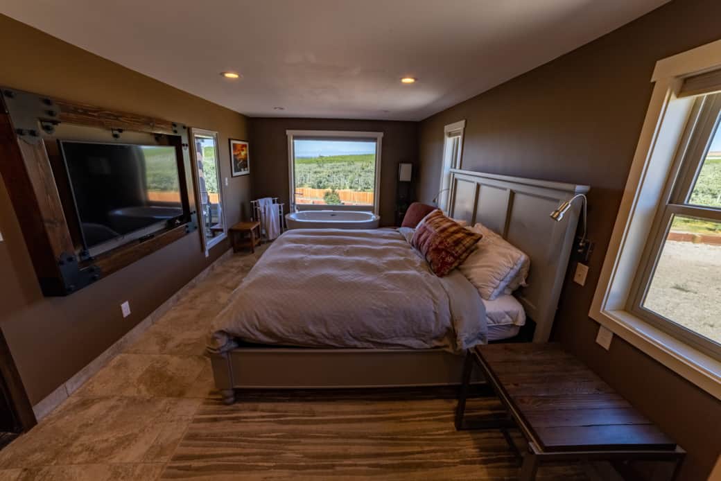 Cottage bedroom