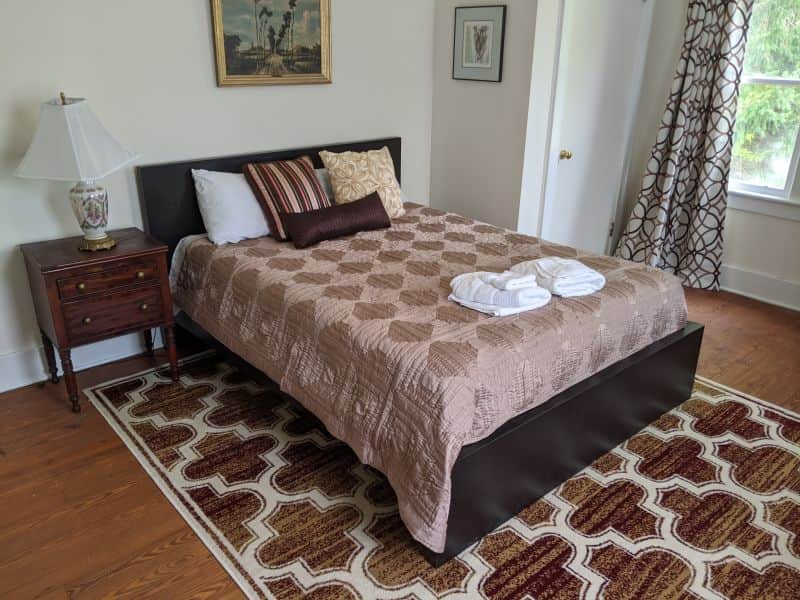 The Queen Room