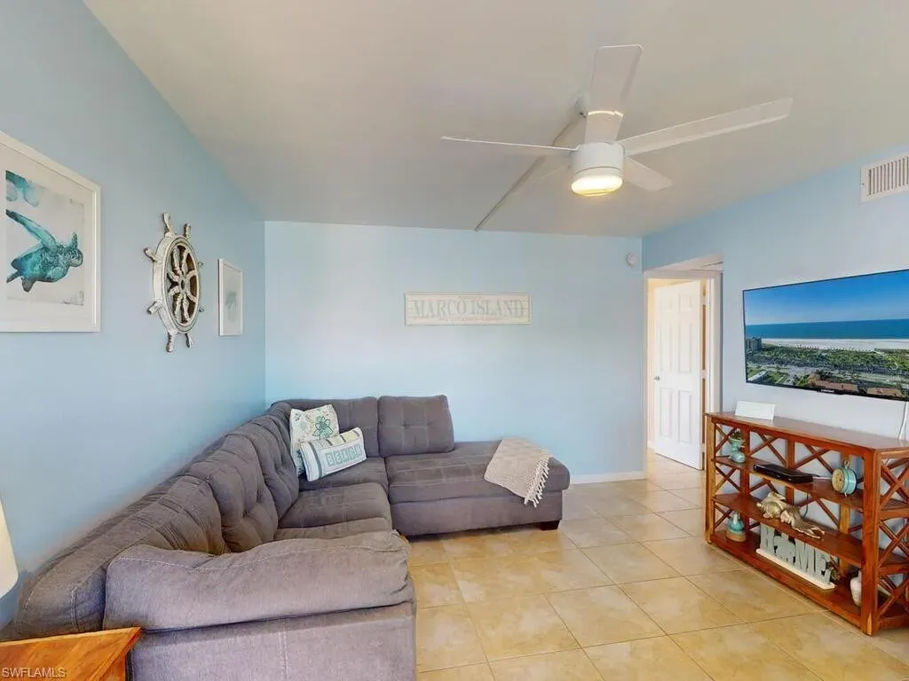 Living Room2