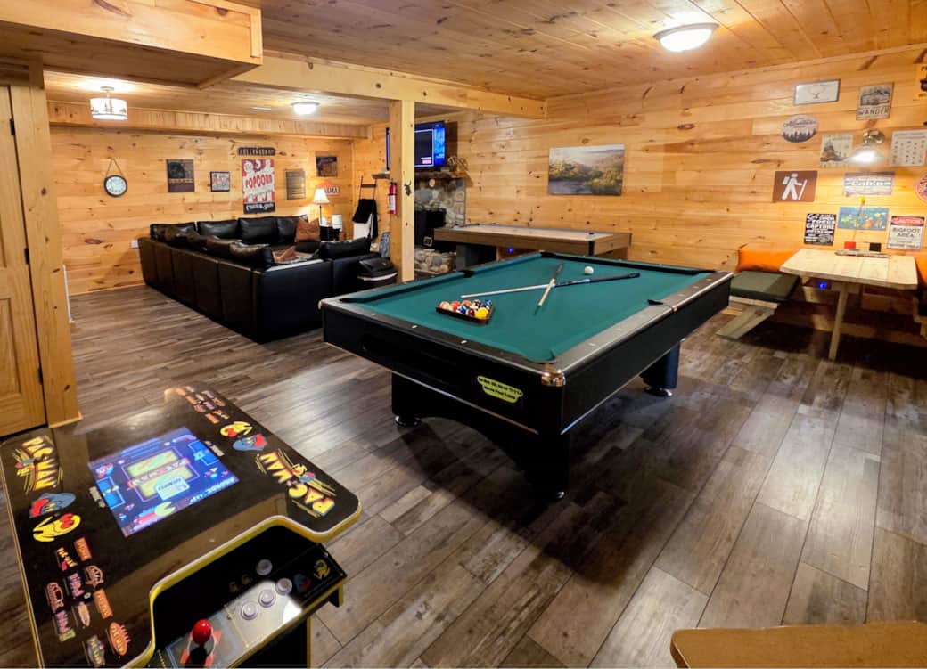 Game Room Fun at Rustic Ridge Lodge