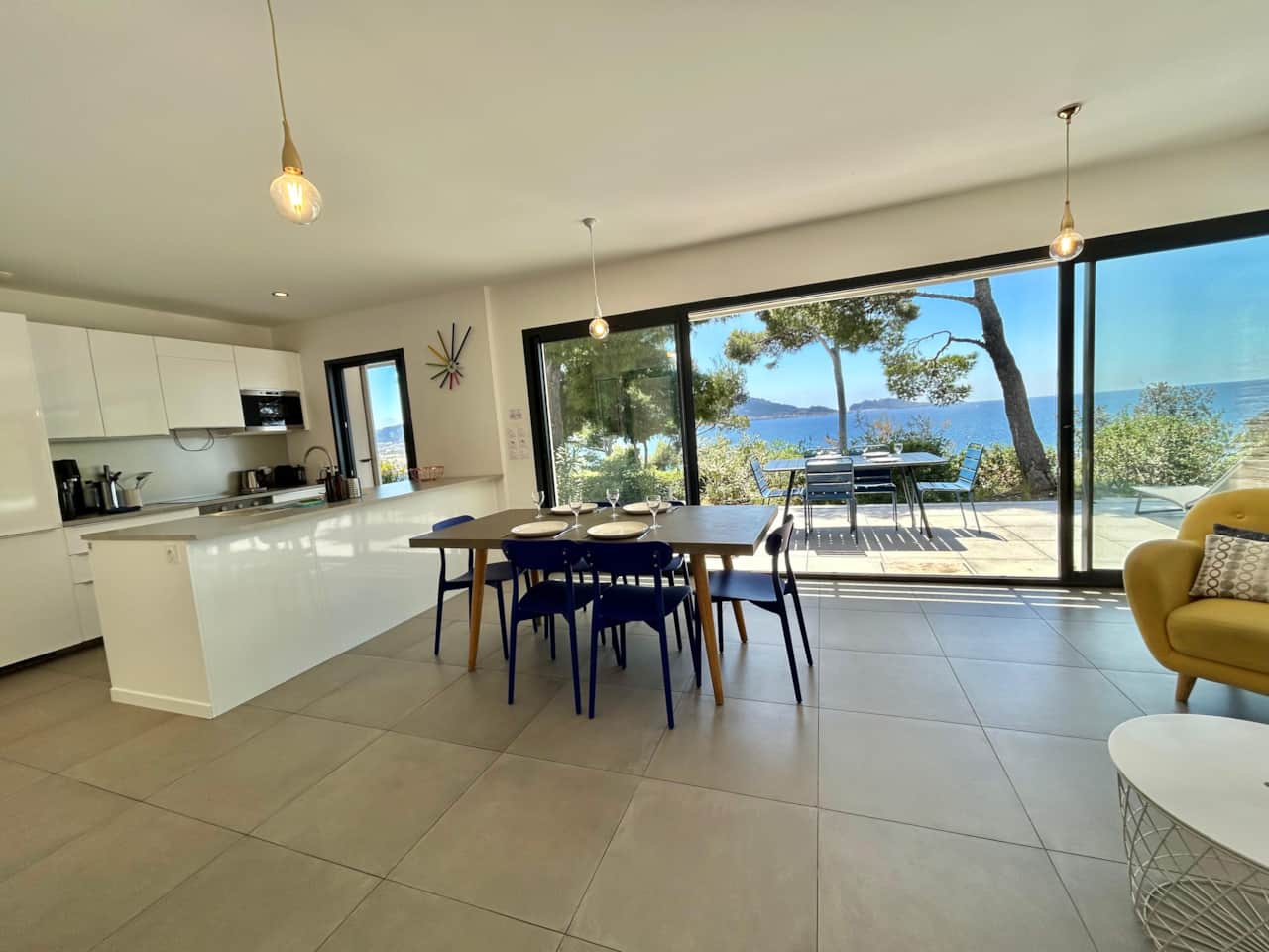living room, table, sofa, kitchen, terrace, sea view