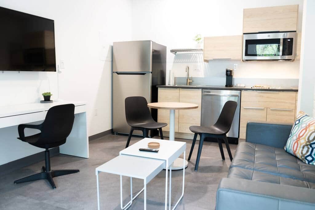 Live/Work Space Live/Work Space