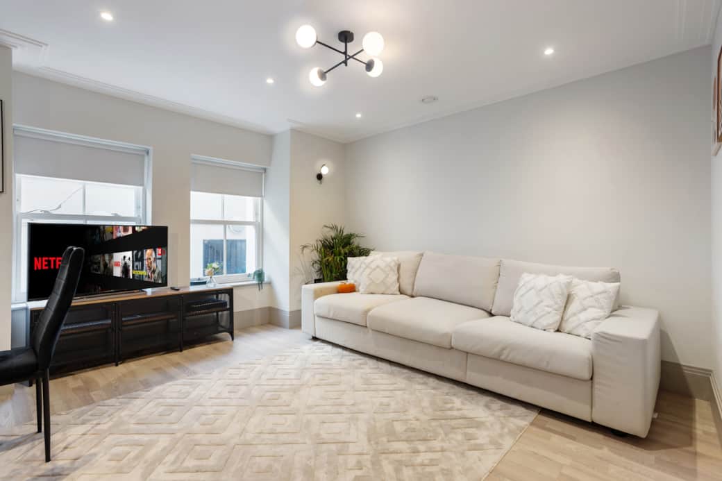 Flat 1, 11 Grenville Street WC1N-18