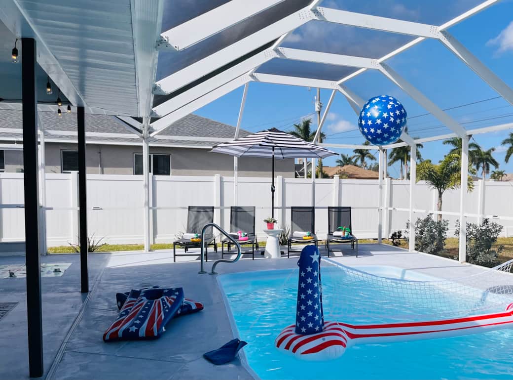 Pool Volleyball