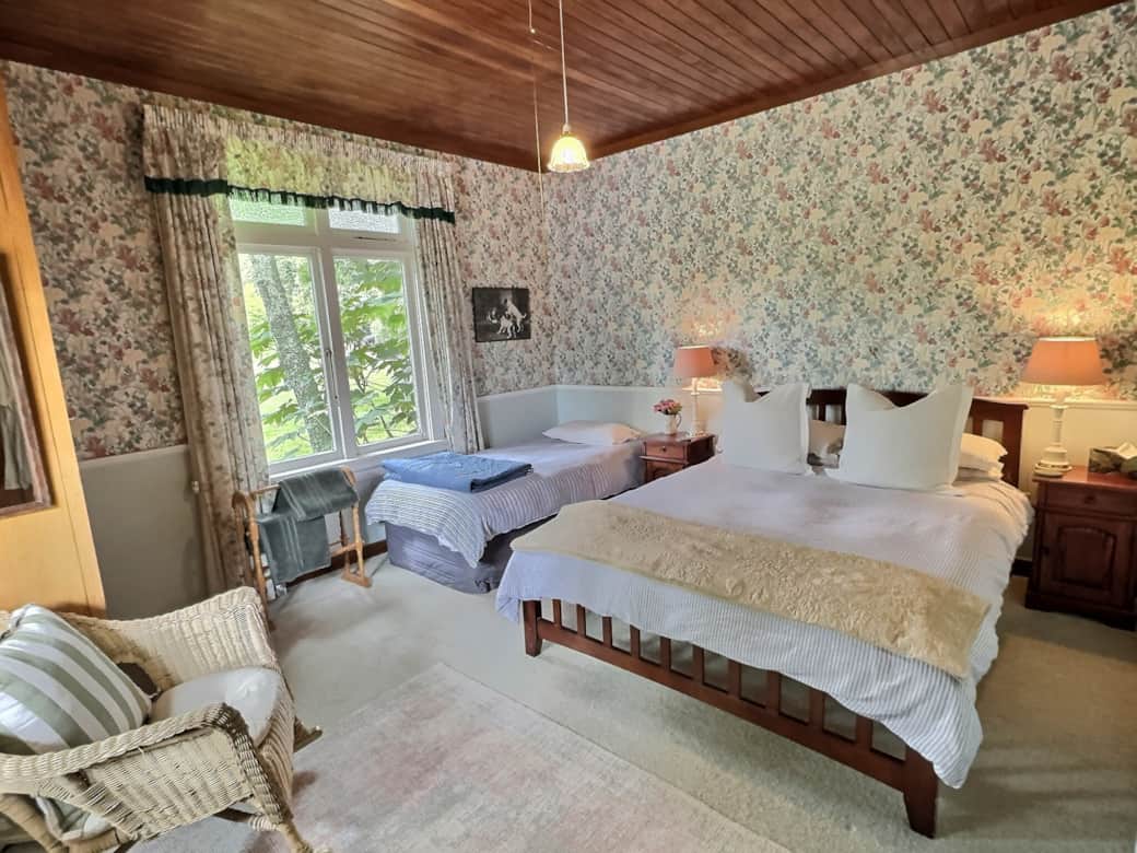 Queen and Single Bed - Room 1