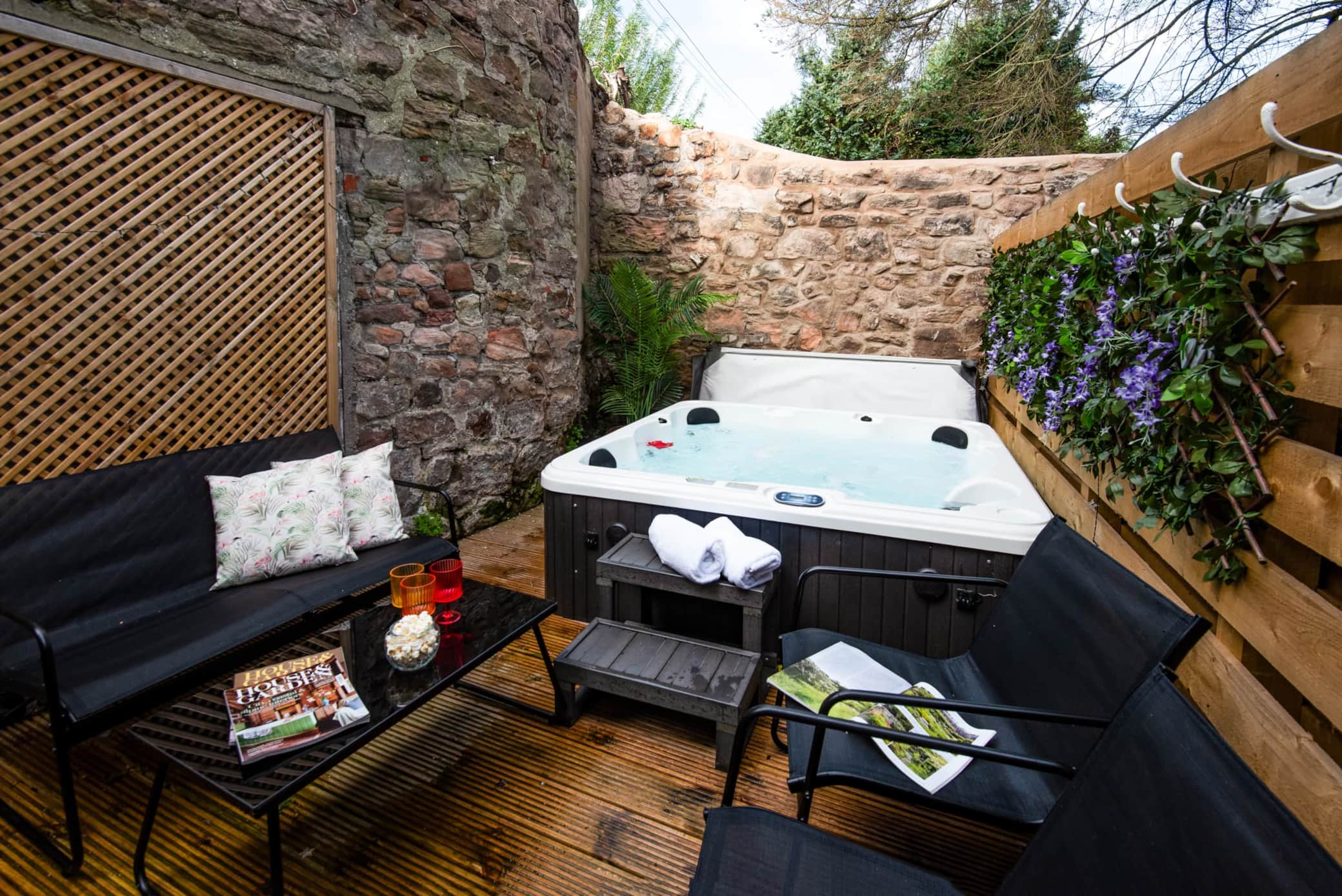 Hot tub Hot tub