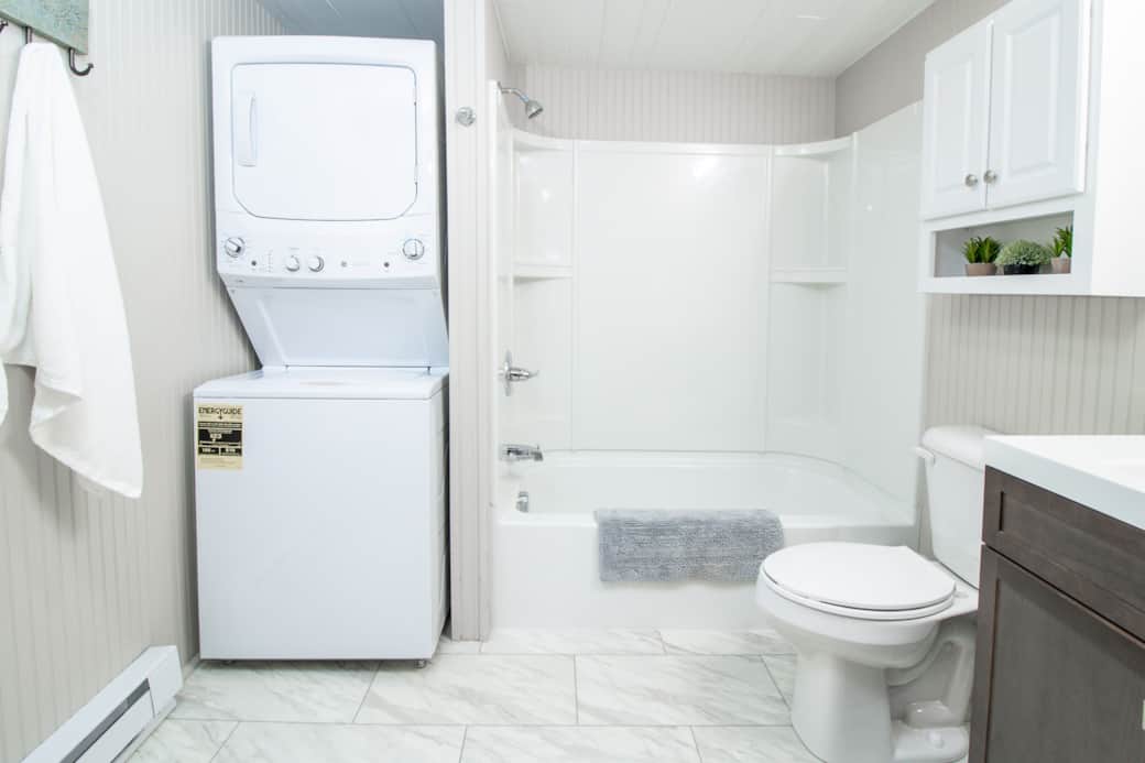 Master bath with access to washer and dryer