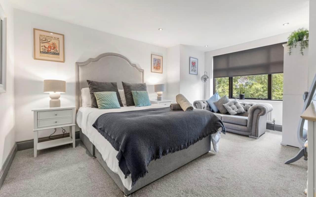 Weygates Bedroom3