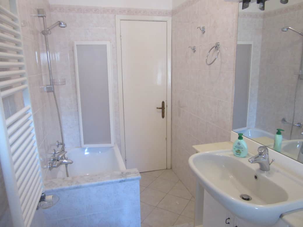 BAGNO VELIA BORGIO VEREZZI