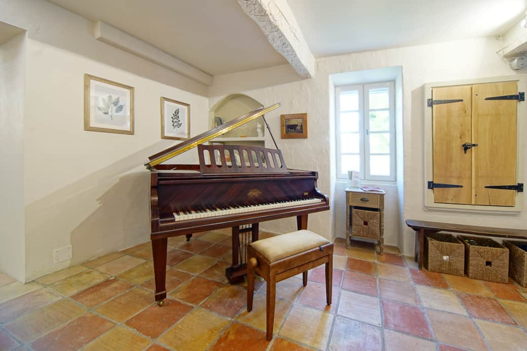 coin piano coin piano