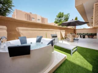Élégant Appartement Dar Jasmin avec Jacuzzi Privé — photo 2