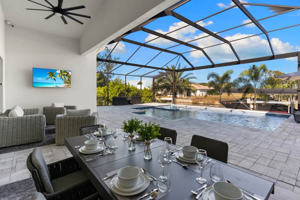 Seaside Villa White Palace