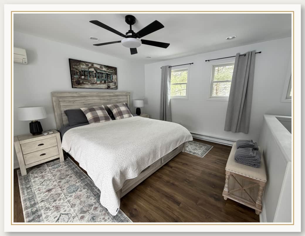 Bedroom - King Bedroom - King