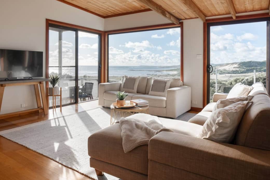 Relax and take in the unobstructed views of the Southern ocean from the living room