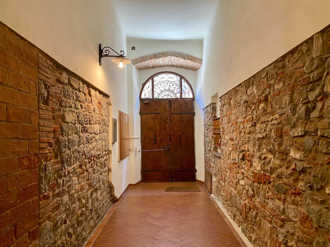 Portone condiminiale