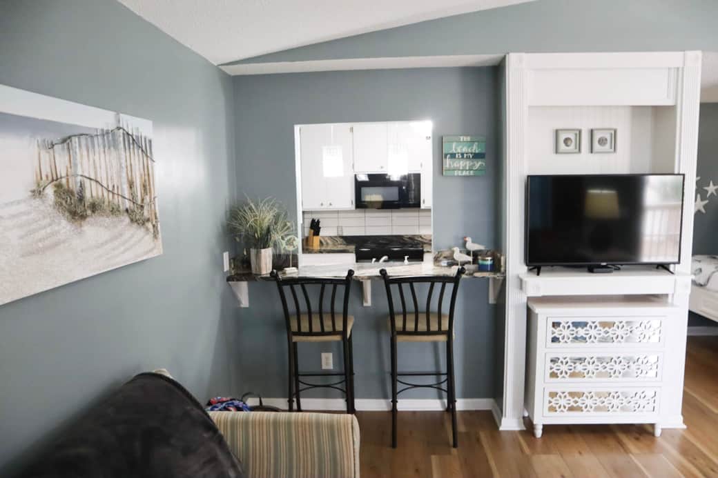 Breakfast Bar