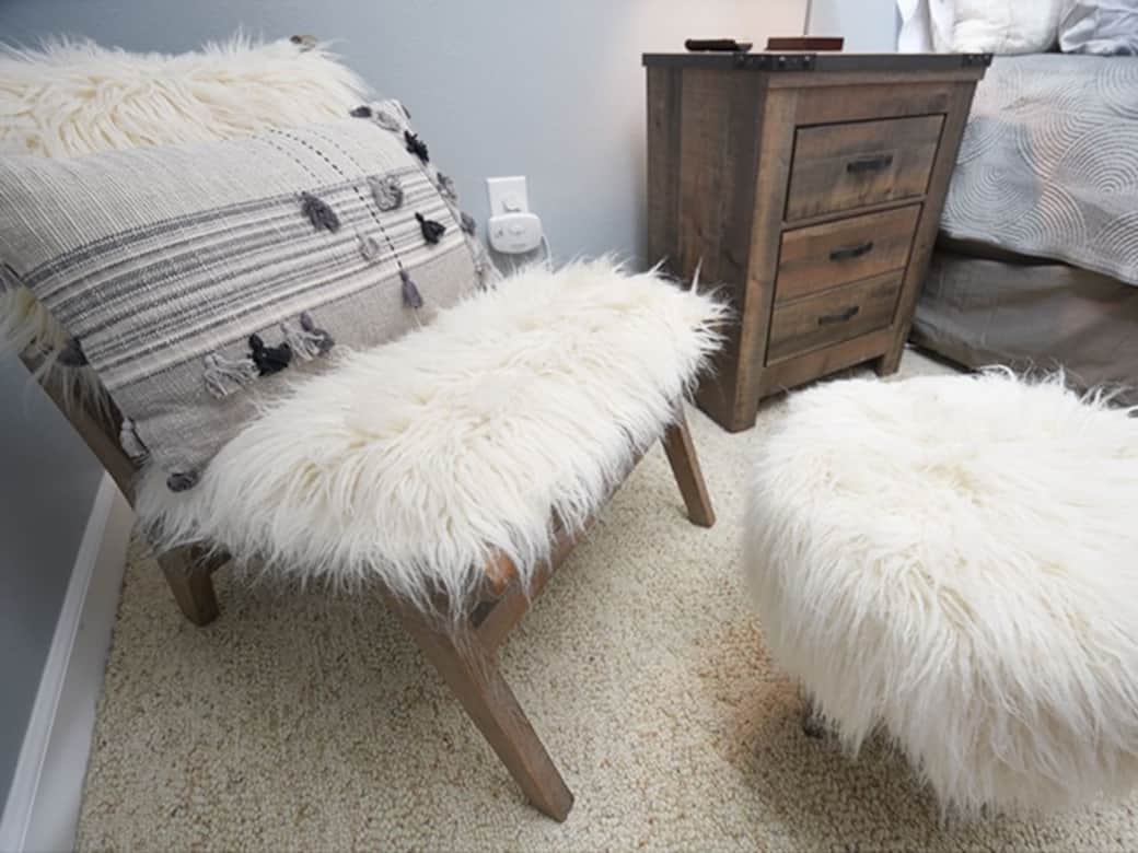 Feel free to grab a book and nestle in the upstairs loft for some quiet time. Feel free to grab a book and nestle in the upstairs loft for some quiet time.