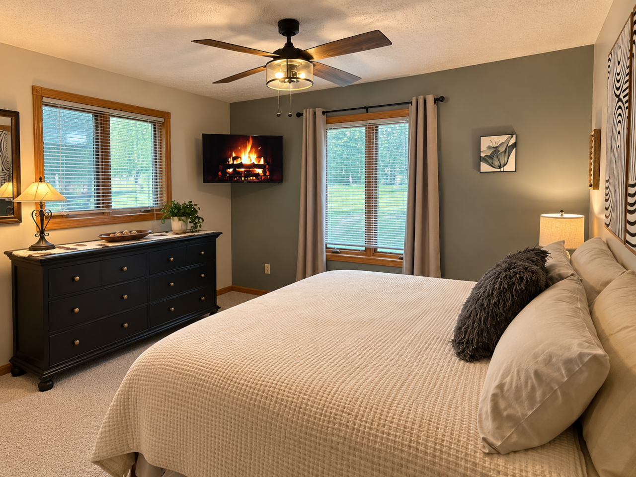 KIng Bedroom