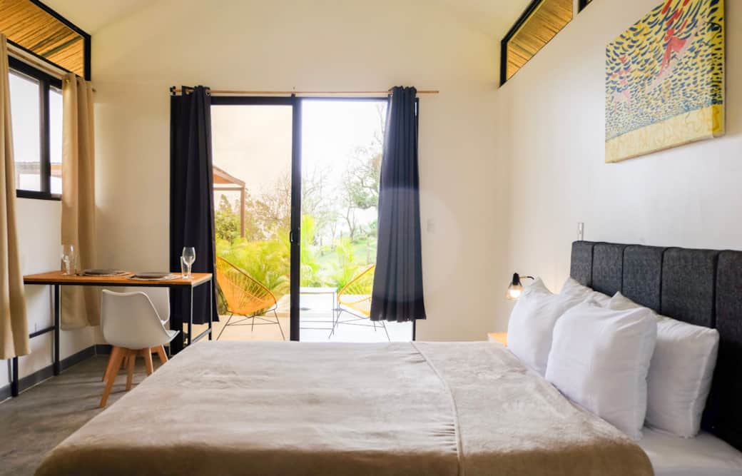 Nuevo Arenal Bedroom 