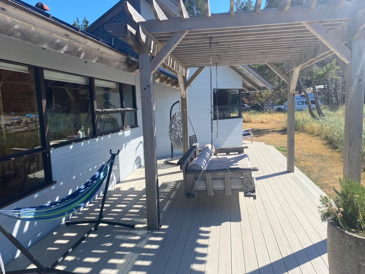 Porch swing arbour