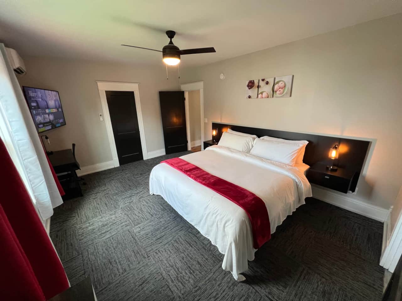 Cherry Jacuzzi Suite