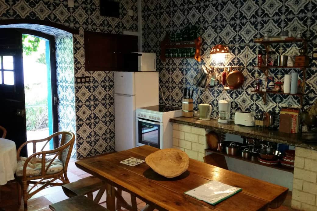 Private, equipped kitchen between the two rooms Private, equipped kitchen between the two rooms