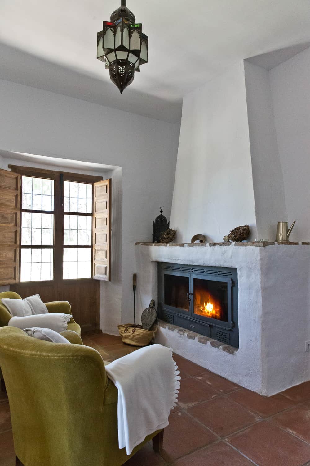 Relax chairs with fireplace