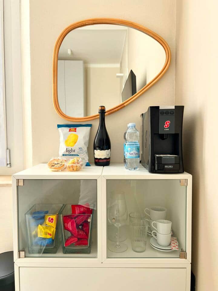 Breakfast and amenities