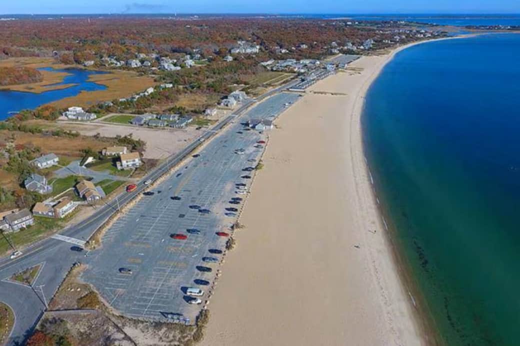Craigville Beach, just a short drive from The Mills Retreat, perfect for relaxing walks and coastal views. Craigville Beach, just a short drive from The Mills Retreat, perfect for relaxing walks and coastal views.