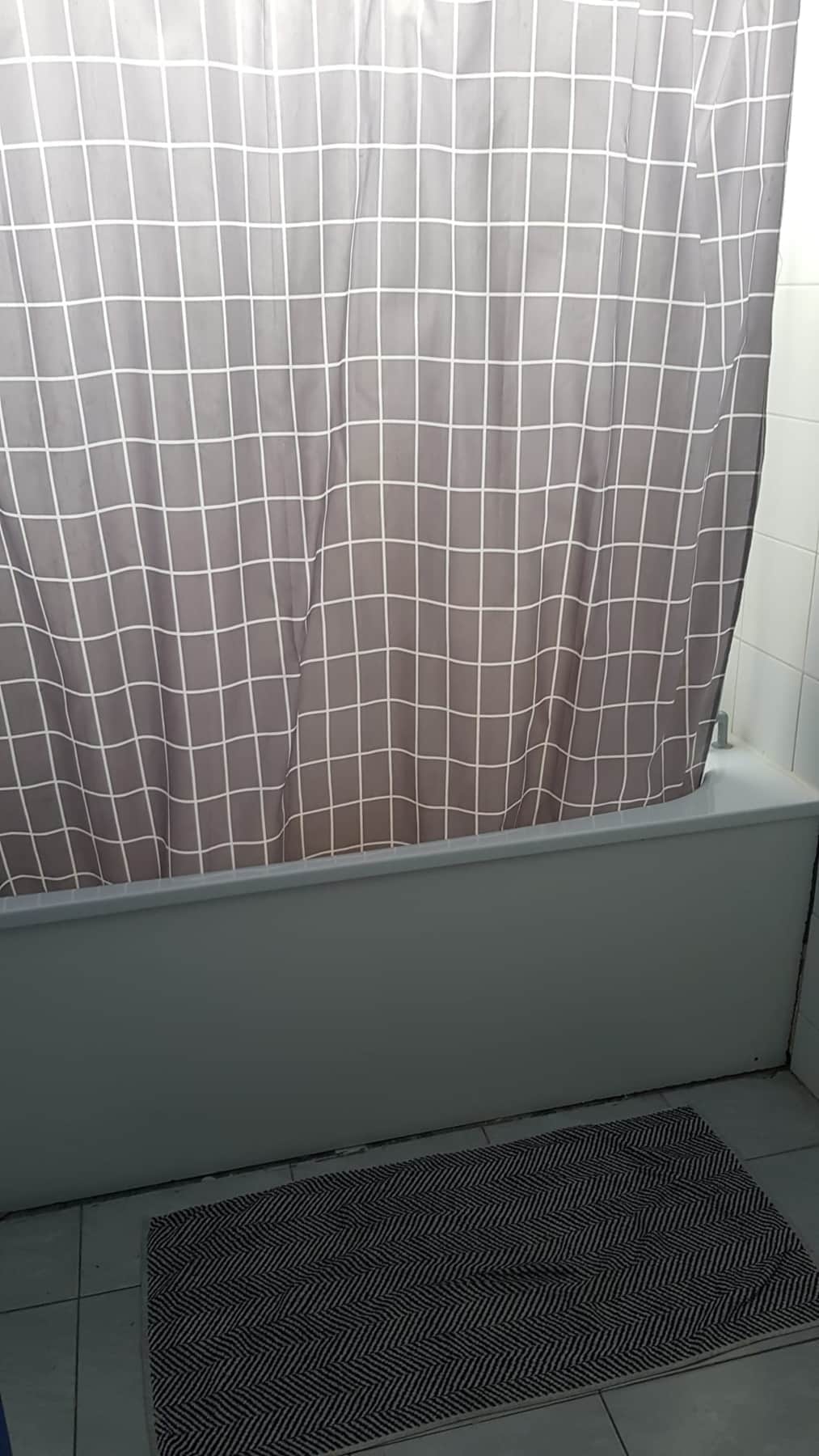 Salle de bain partagée