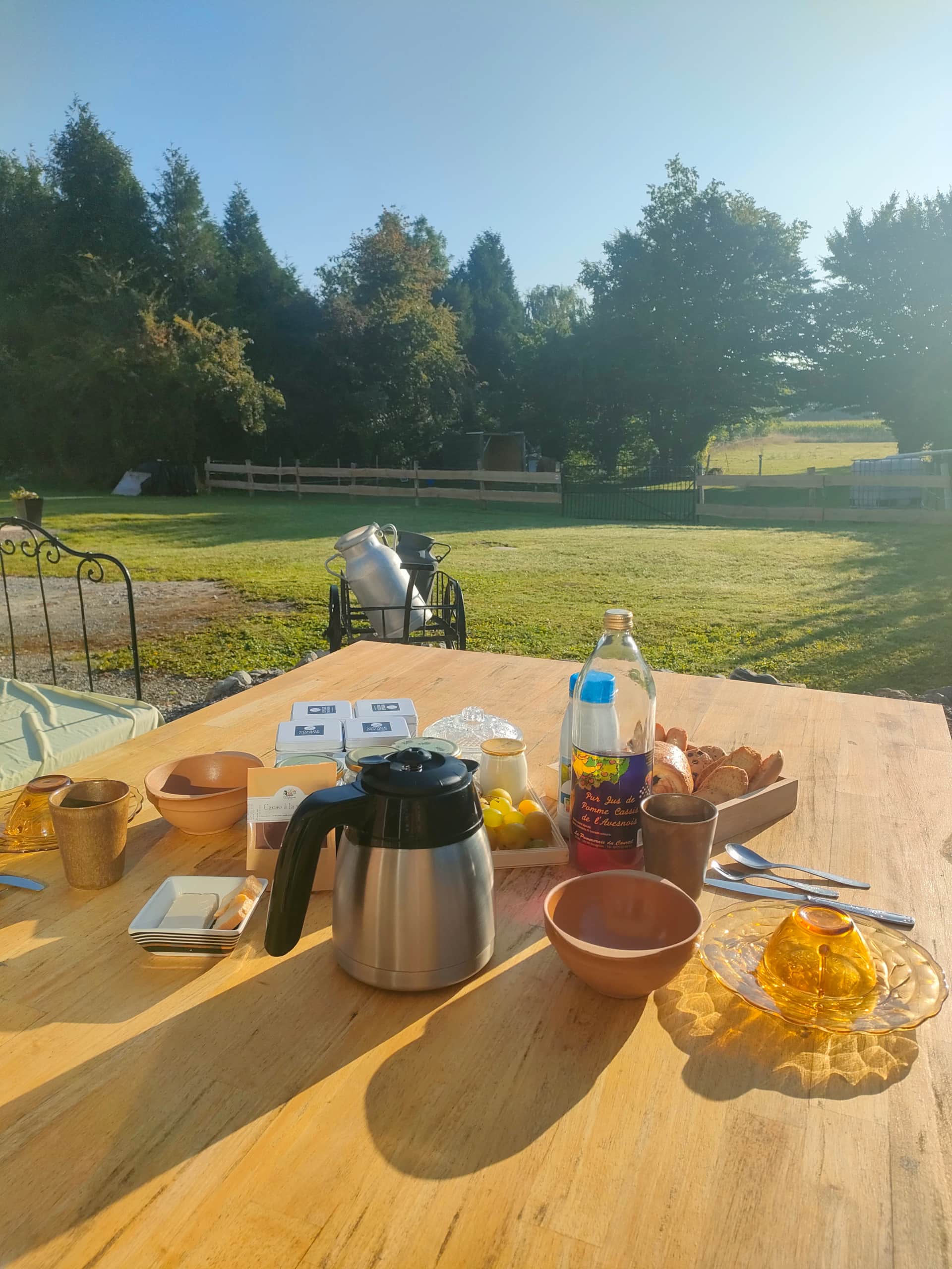 PETIT DEJEUNER AU SOLEIL LEVANT