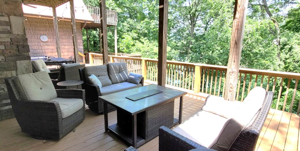 Deck Deck