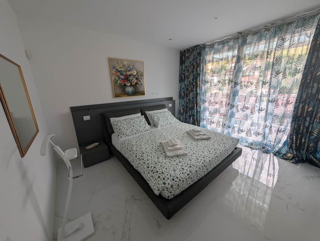 Second bedroom_2