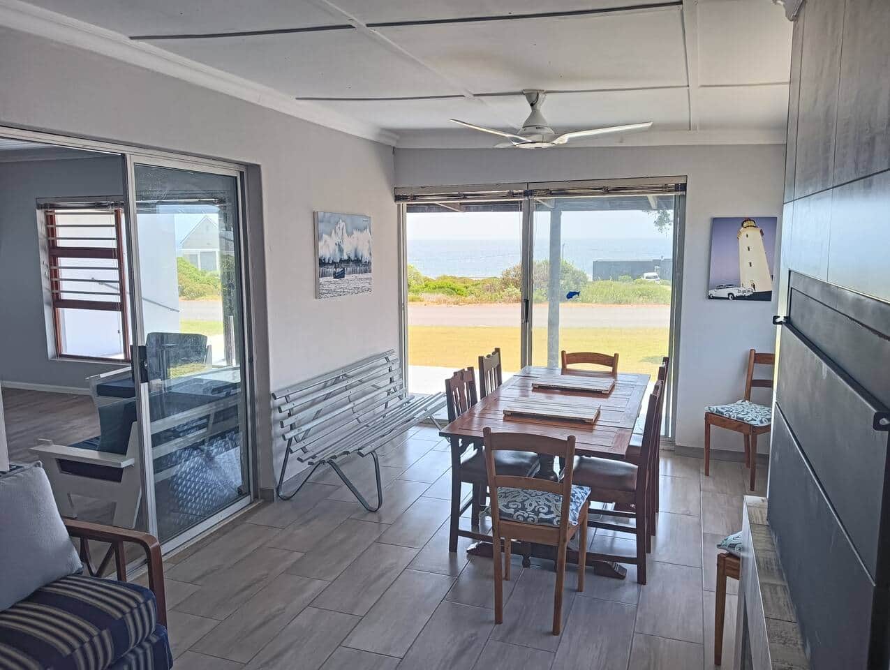 Sea view from braai room. 
Indoor fire place. 
Bench that can be put on the front stoep. 